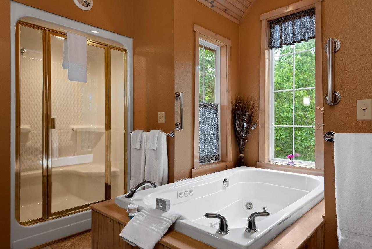 The Woods Cabins ยูเรกาสปริงส์ ภายนอก รูปภาพ